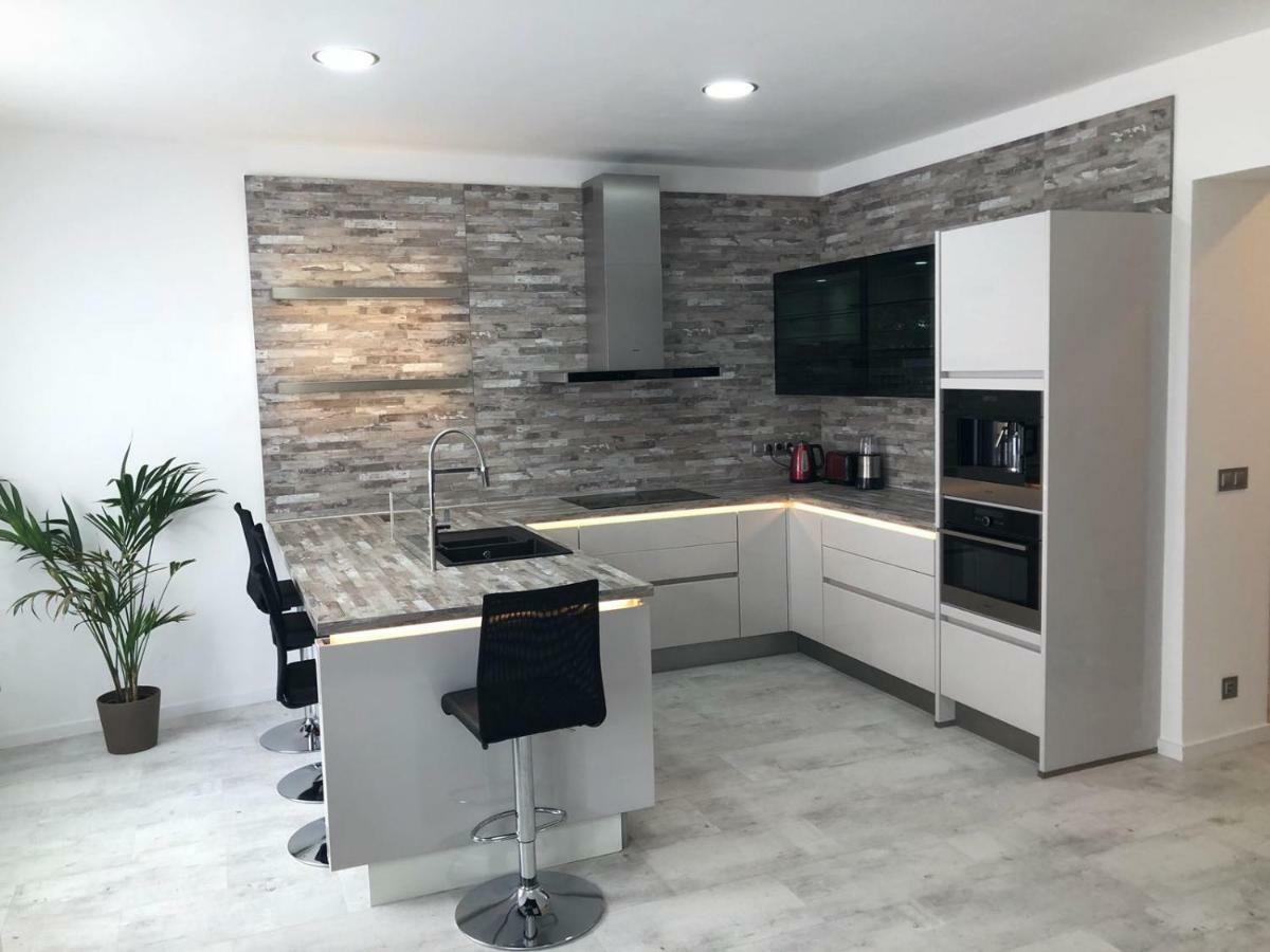 Luxusni Apartman Primo V Centru U Hotelu Thermal Карлови Вари Екстериор снимка